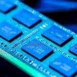 Cloud or Pocket – Who Gets the Memory First?